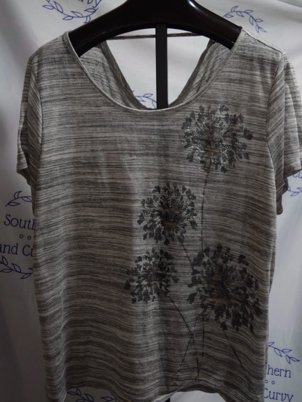 Avenue Knit Striped Tee, Gray. Sheer, Embellished, Size 26/28